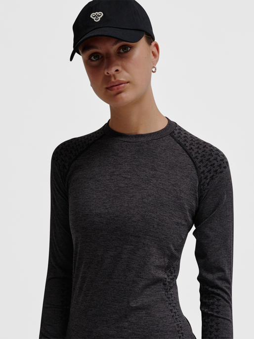 hmlCI SEAMLESS T-SHIRT L/S 4 hmlCI SEAMLESS T-SHIRT L/S