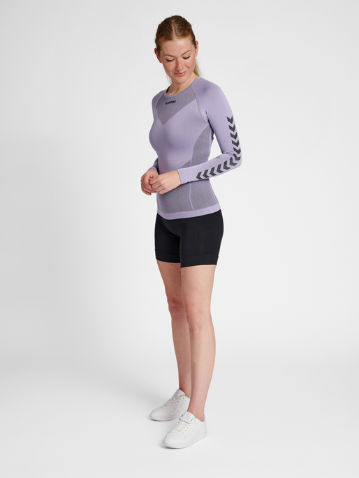 HUMMEL FIRST SEAMLESS JERSEY L/S W 2 HUMMEL FIRST SEAMLESS JERSEY L/S W