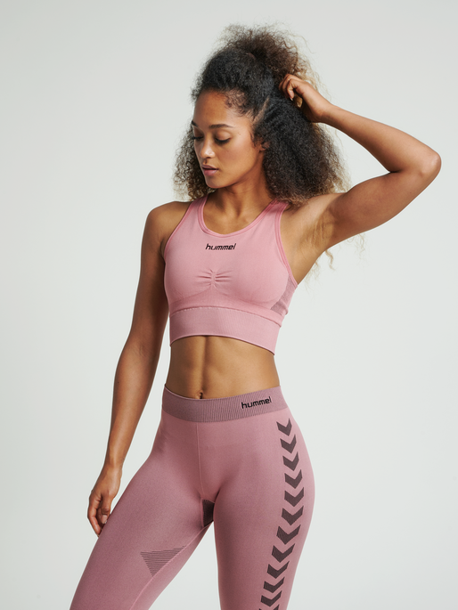 HUMMEL FIRST SEAMLESS BRA WOMAN 1 HUMMEL FIRST SEAMLESS BRA WOMAN
